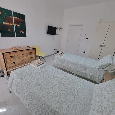 Civico 89 تارانتو